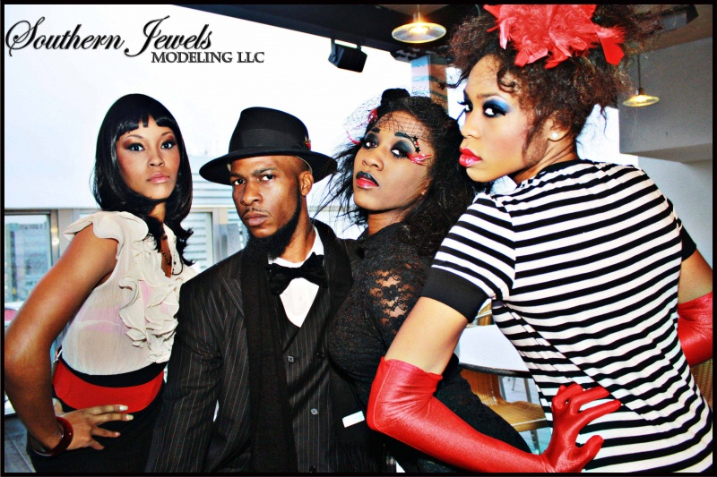 Male and Female model photo shoot of CAROLINA QUICK, Maharet Bloom, mz fineazzhell and Louisa Smoot by Druideye Photography in South Carolina, makeup by i2i makeup artistry
