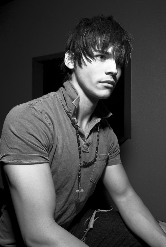 Male model photo shoot of Leo Paul