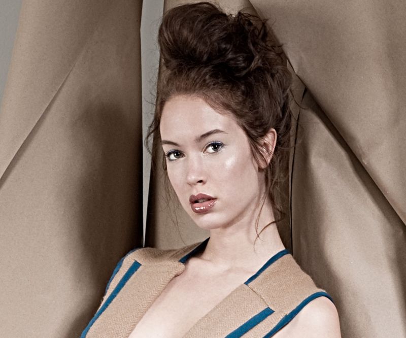Female model photo shoot of Magda Beltran