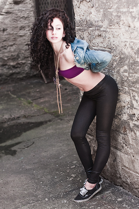 Female model photo shoot of Tiffany Janice by Jose Miguel Imagefolio