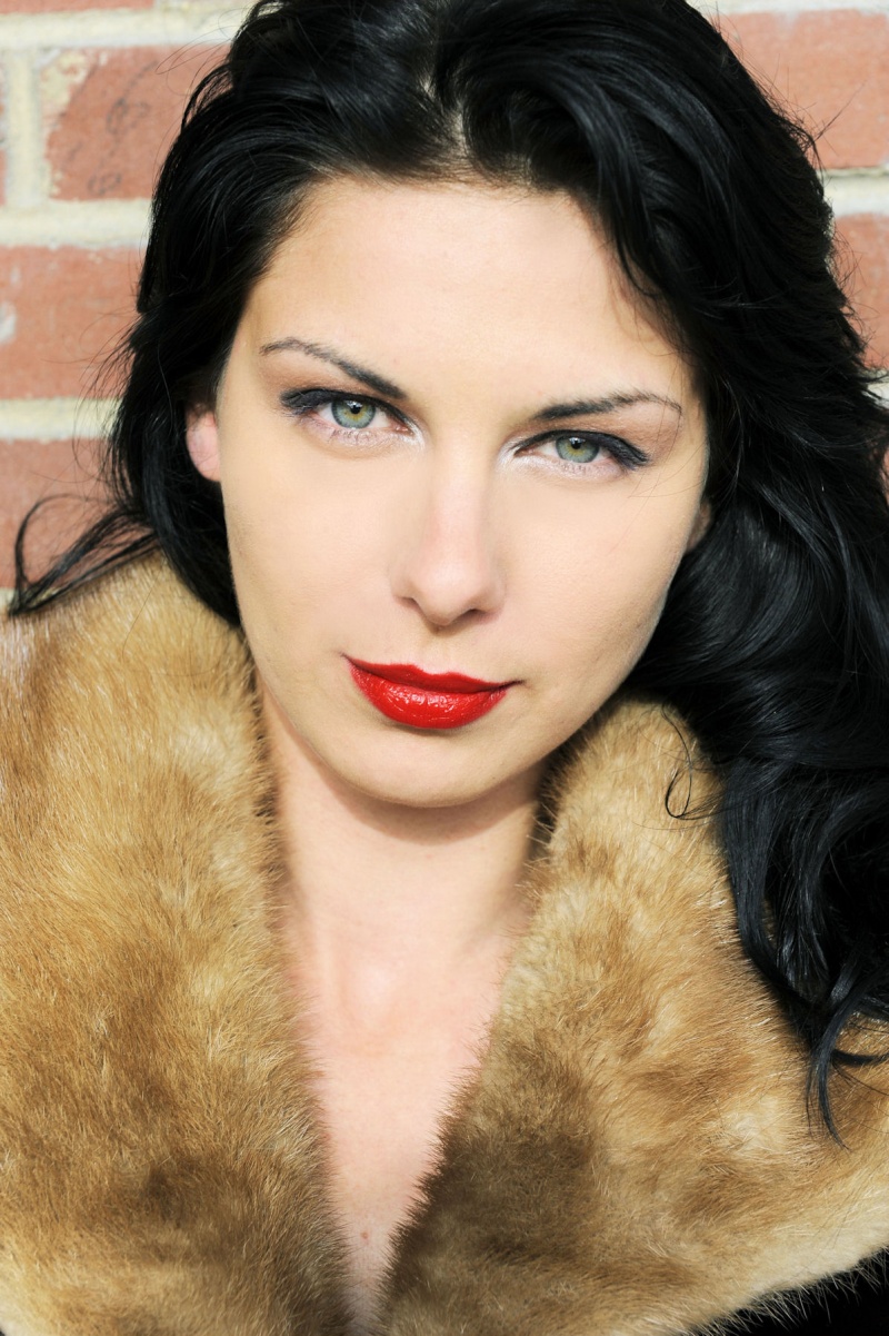 Female model photo shoot of Elena Ivanova