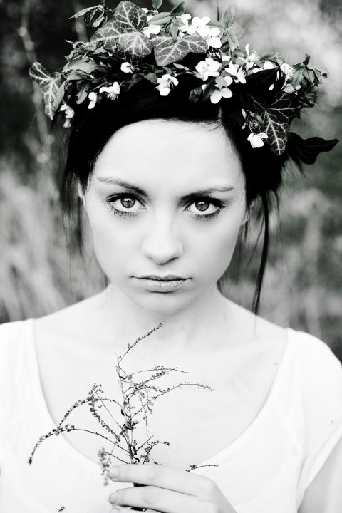 Female model photo shoot of wysienka by Emi Kallinen