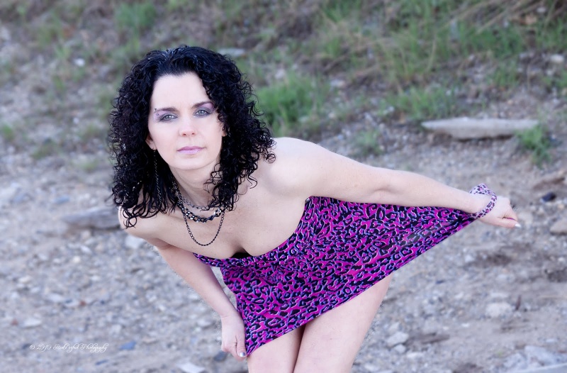 Female model photo shoot of Karie87 by Thom Peters Photography