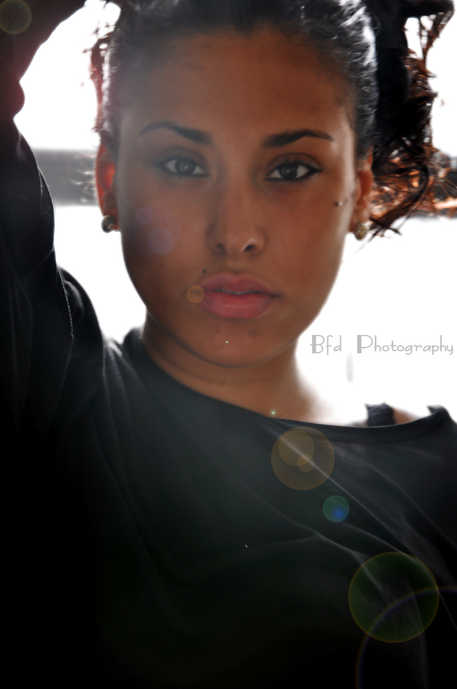 Female model photo shoot of YADIRIS  by Cash Bfd
