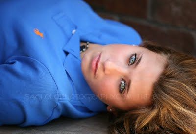 Female model photo shoot of Lauren Bundy
