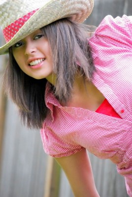 Female model photo shoot of Tati P in Everett, WA