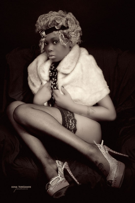 Female model photo shoot of La Boheme Fashionista and  SHALONDRA RAE by oova photo in Mid 20's, Chicago
