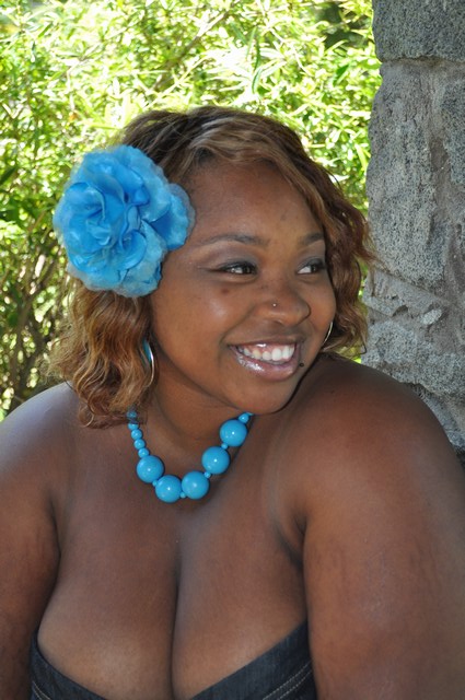 Female model photo shoot of Plus-Model ArtisTic  by Truly Priceless in William Land Park