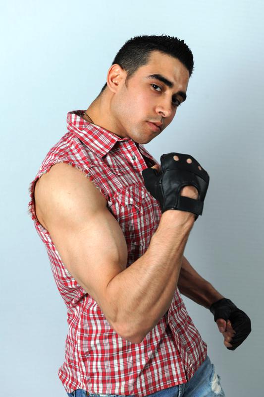Male model photo shoot of Ahmed Nosseir