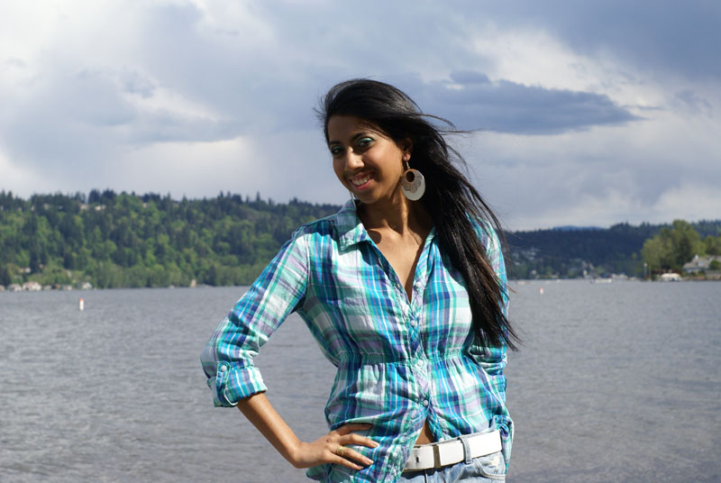Female model photo shoot of Priya A