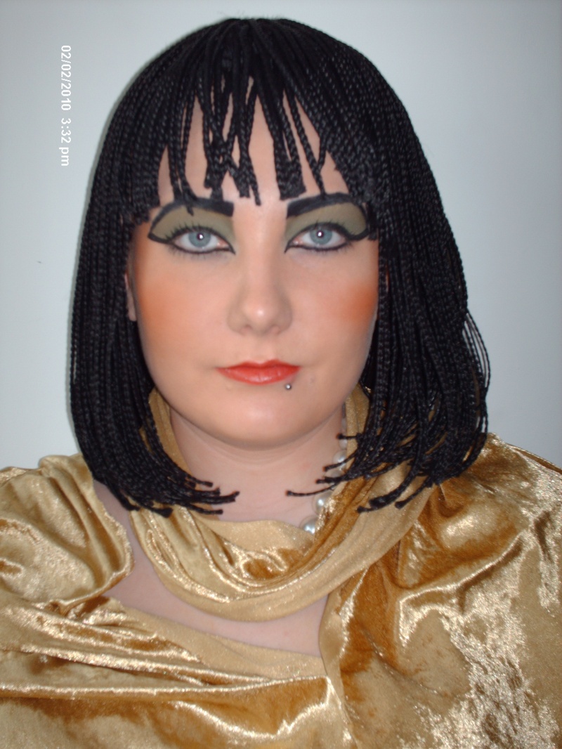 Female model photo shoot of lauren parchment