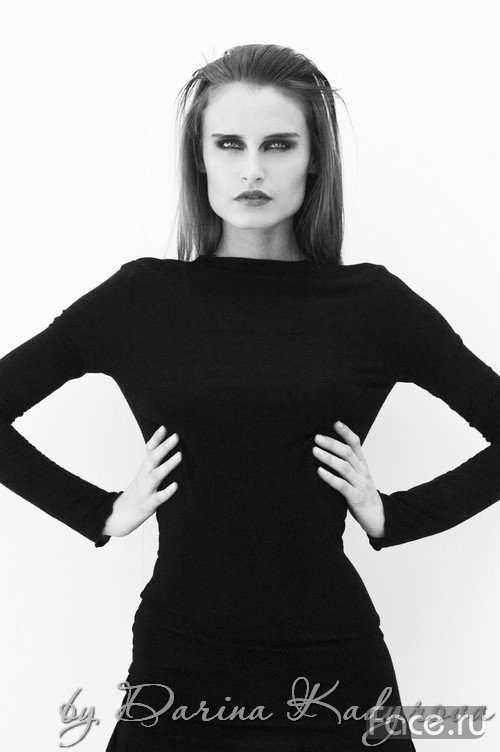 Female model photo shoot of Darina Kadyrova