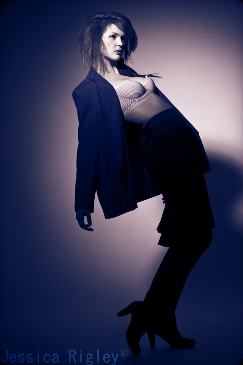 Female model photo shoot of Jessica Rigley