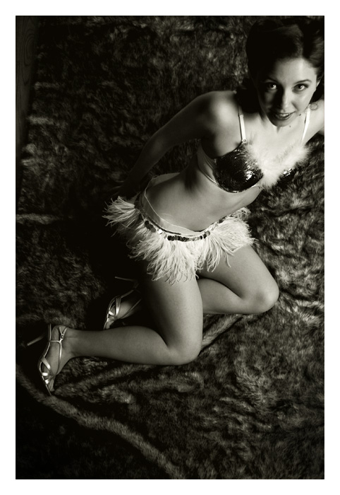 Female model photo shoot of Kit Kaboodle by K Leo