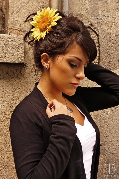 Female model photo shoot of Paola Maritza