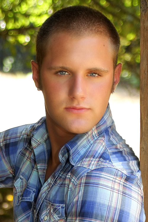 Male model photo shoot of Chase Taylor