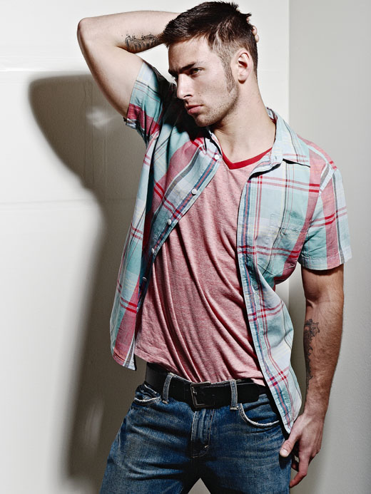 Male model photo shoot of Jonny Dee by 790763