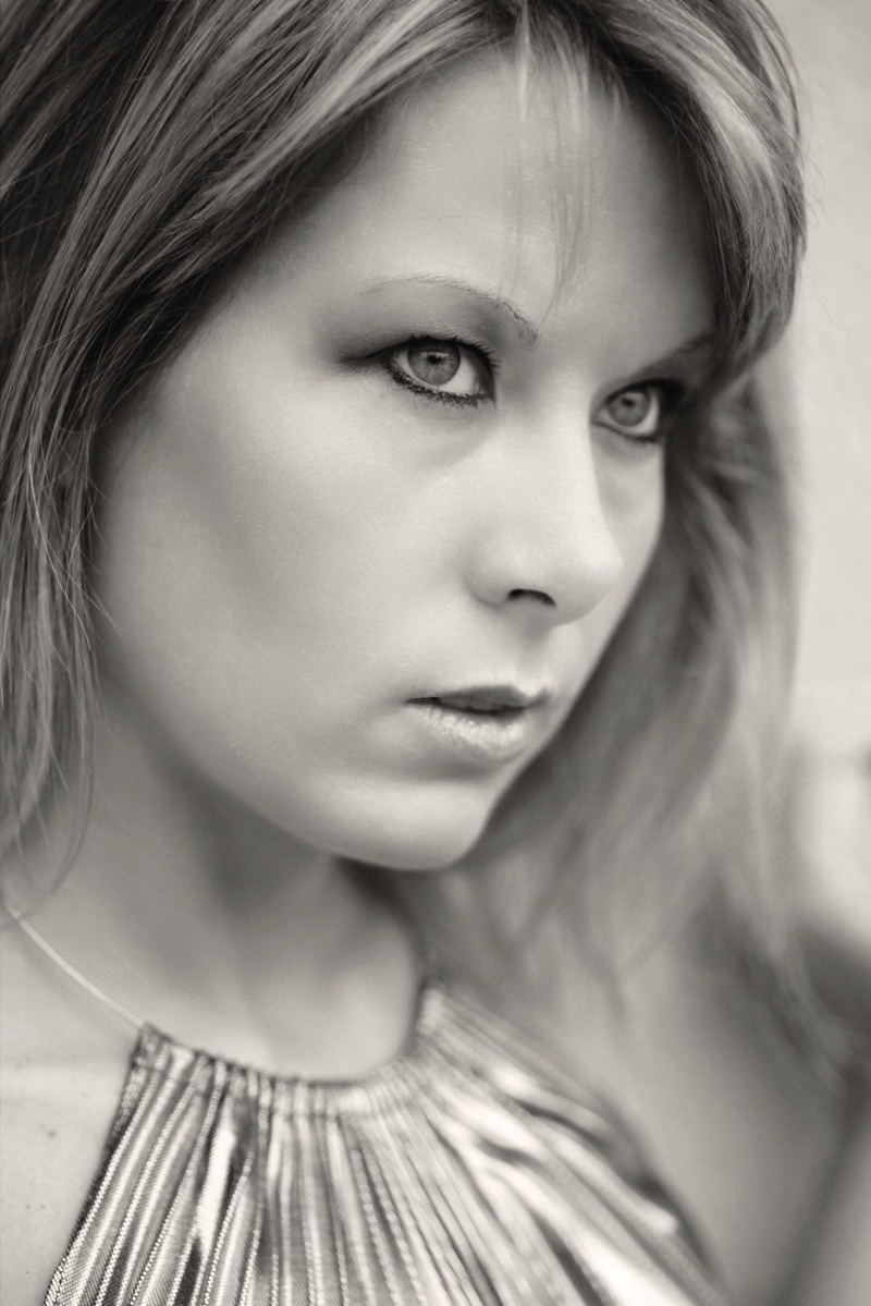 Female model photo shoot of Cassandra Barrett by Dale Metz