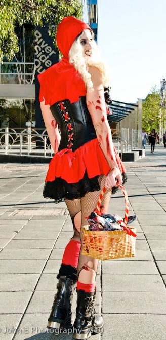 Female model photo shoot of Hayza by John E Photography in Southbank, melbourne vic, makeup by Michelle G MUA