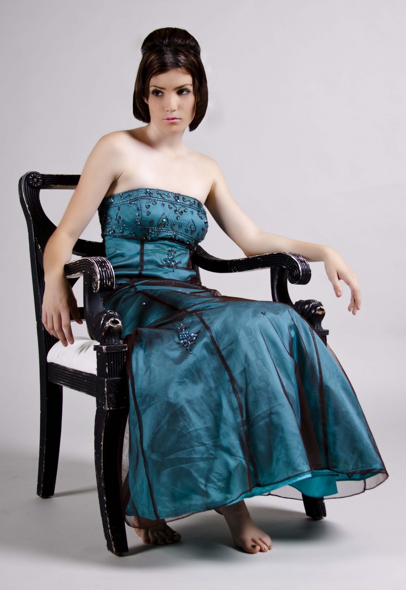 Female model photo shoot of Rachel Voll in Hasselblad Studio