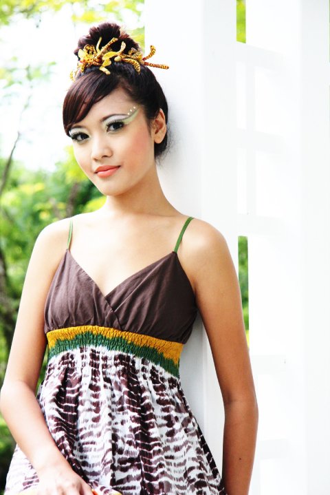 Female model photo shoot of Tini Wong