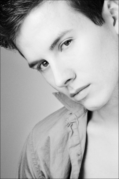 Male model photo shoot of Adam Buss by Julian Vankim