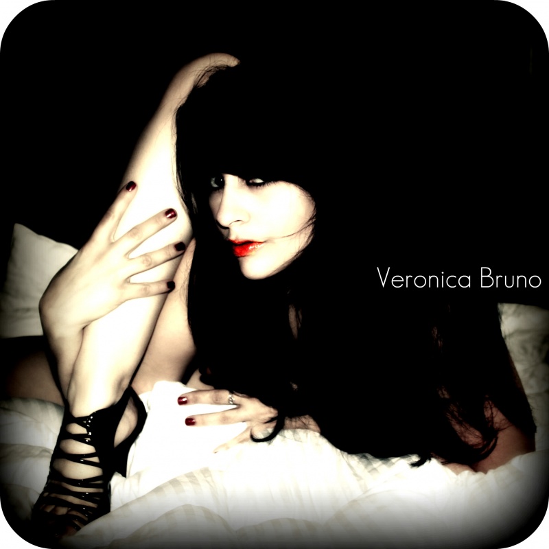 Female model photo shoot of veronica Bruno in dixon ca