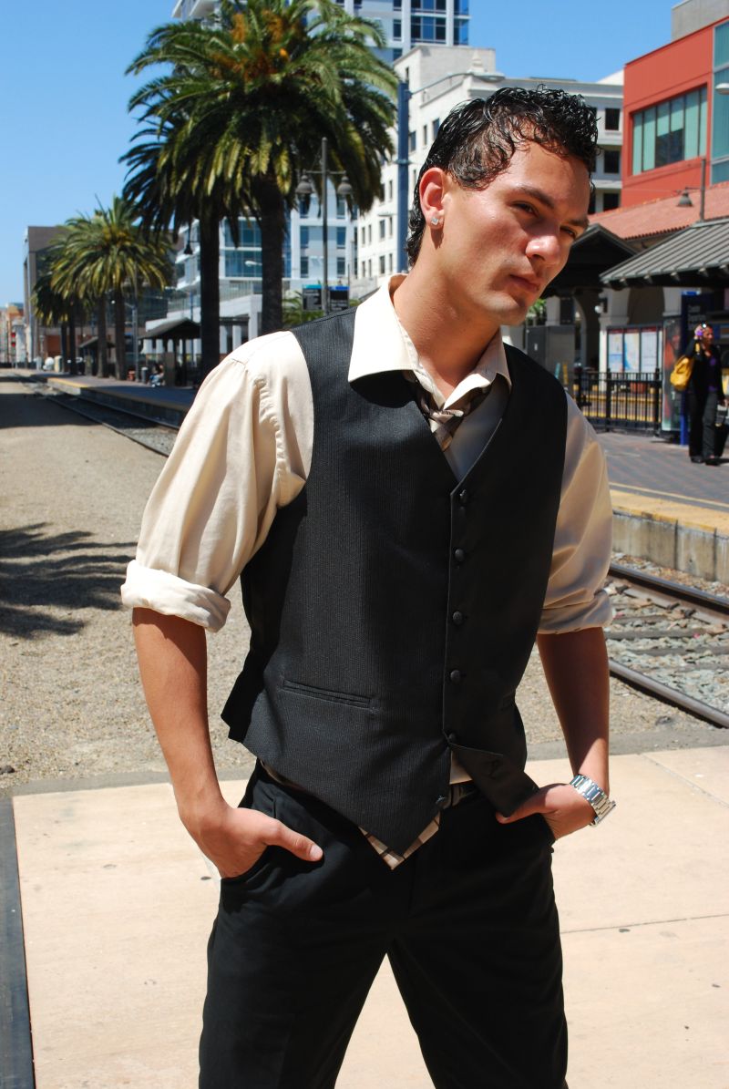 Male model photo shoot of Christopher Arellano