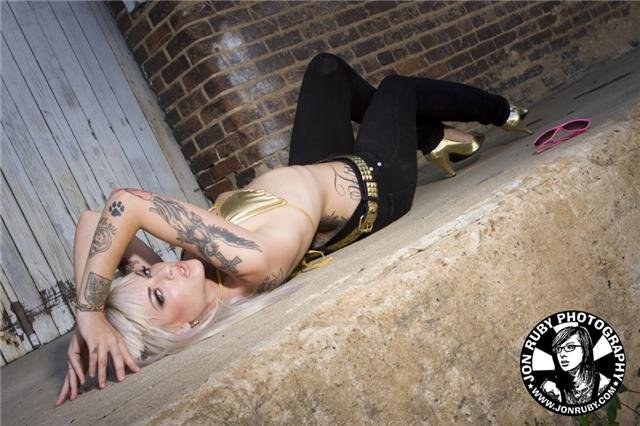 Female model photo shoot of Ashley R Croft by Jon Ruby