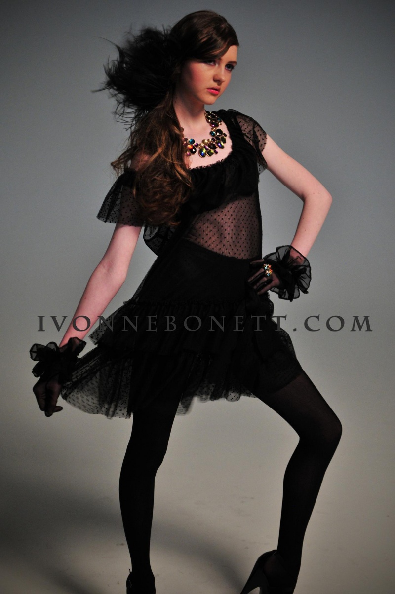 Female model photo shoot of IvonneBonett.com
