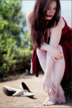 Female model photo shoot of Shannon Woods by dizzypixel in San Francisco