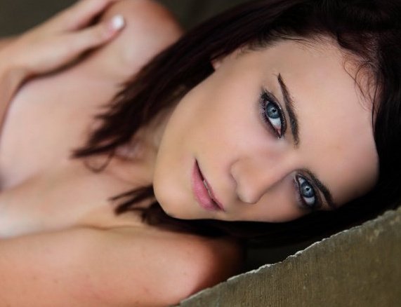 Female model photo shoot of Melissa Jade by QuickSmartPhotographics