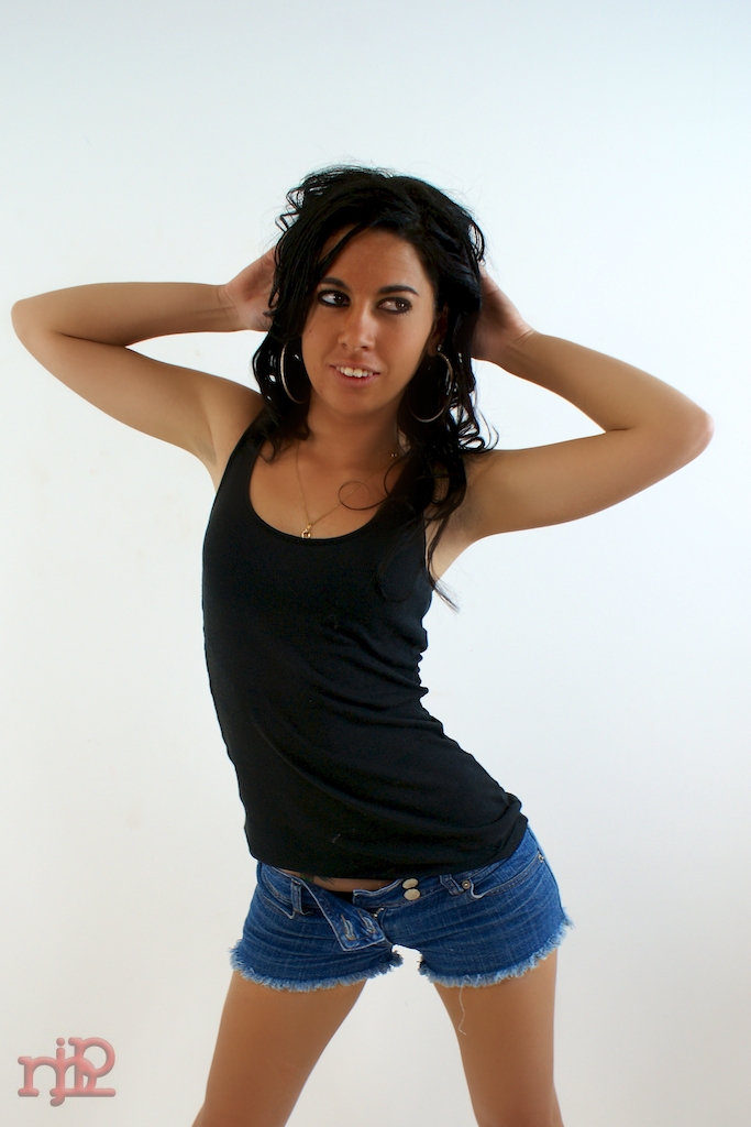 Female model photo shoot of KERRIE