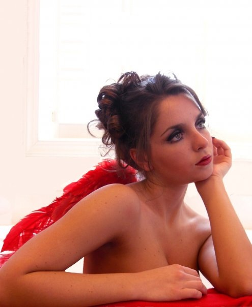 Female model photo shoot of Alaina Harber
