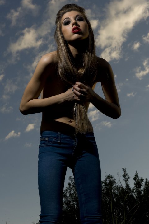 Female model photo shoot of Jordan_K
