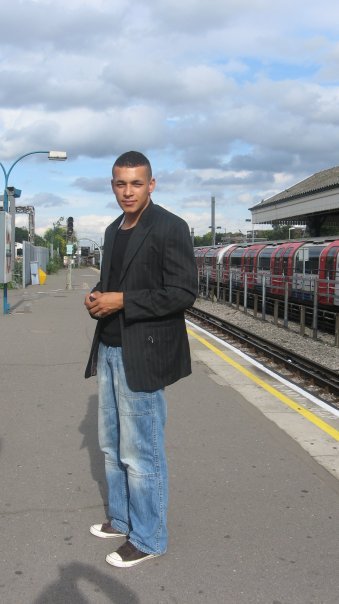 Male model photo shoot of stuart lee in UK London (Ealing)