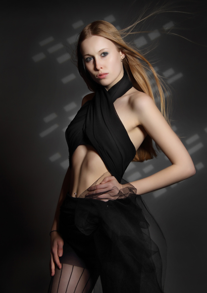 Female model photo shoot of Erin Greyson