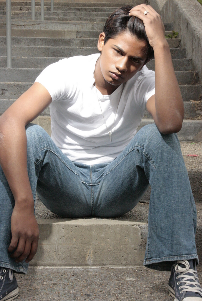 Male model photo shoot of Kyle Isaac