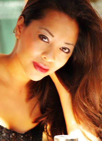 Female model photo shoot of Trang Van Le