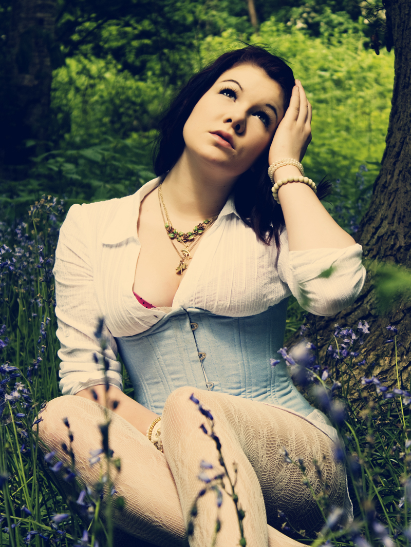 Female model photo shoot of Nicki Robinson in Warwickshire Uni