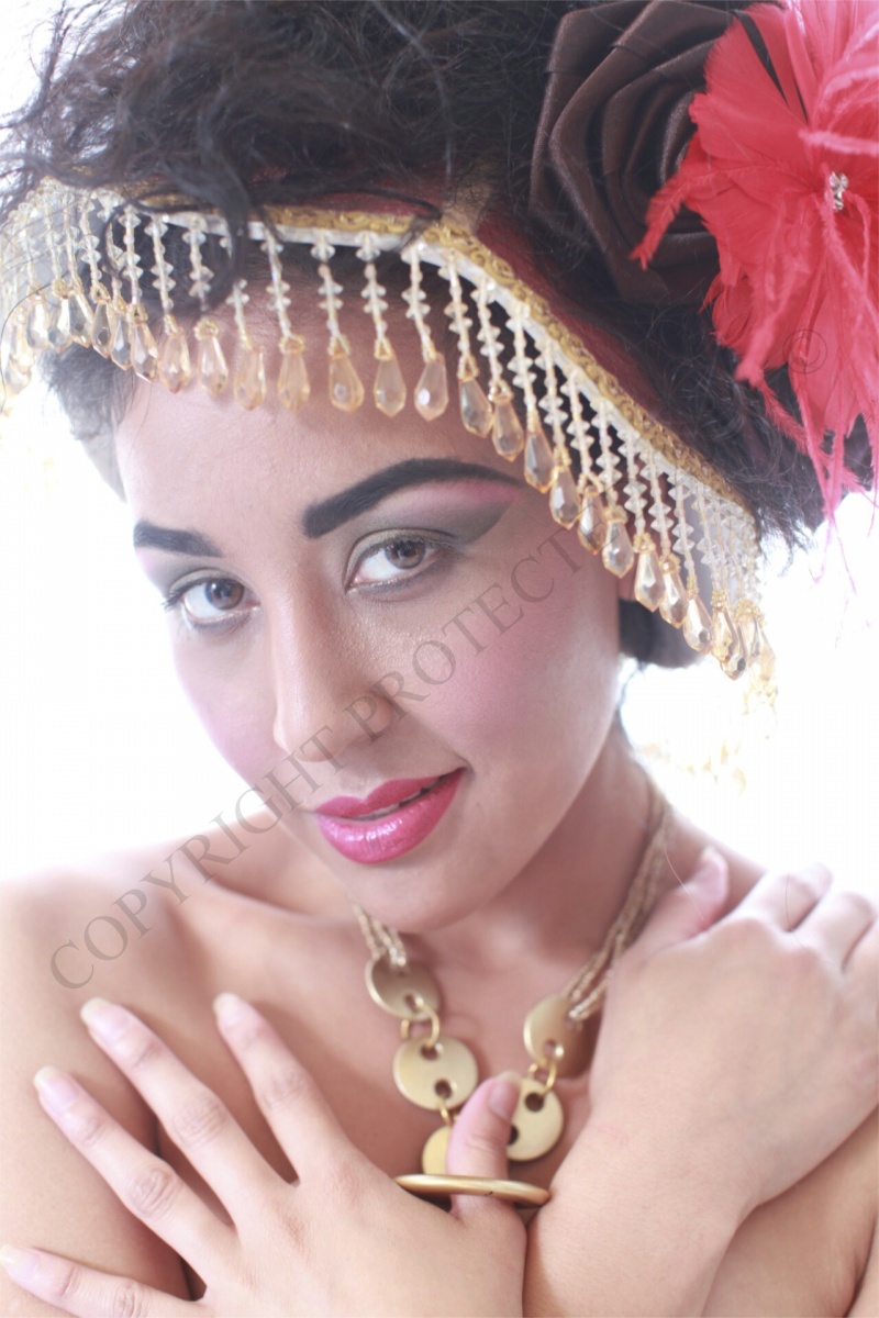 Female model photo shoot of SuchAhDoll