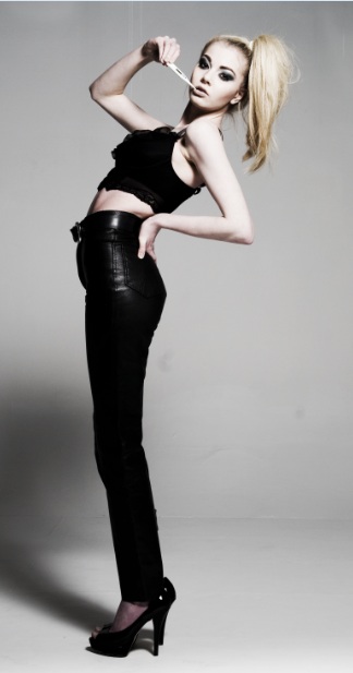 Female model photo shoot of Charlotte Lockwood in Newcastle college