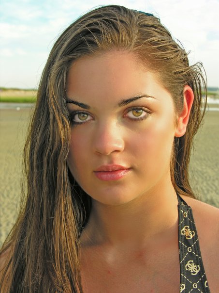 Female model photo shoot of Laura Lee Phifer