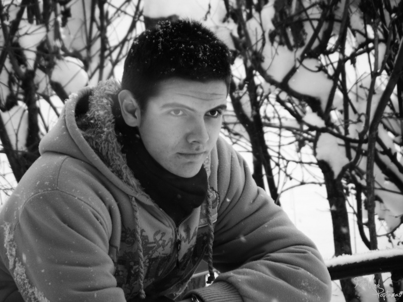 Male model photo shoot of Danuttz R in winter