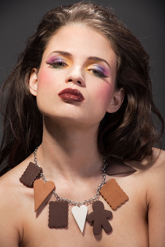 Female model photo shoot of maquilleuse by Iwona Bielecka