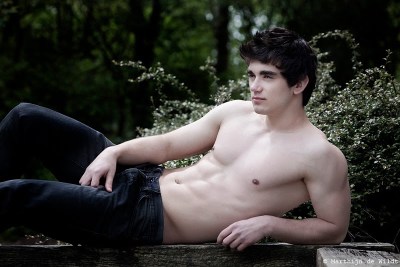 Male model photo shoot of Lukian by Marthijn