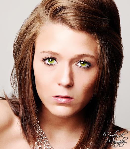 Female model photo shoot of Kayleigh Knecht