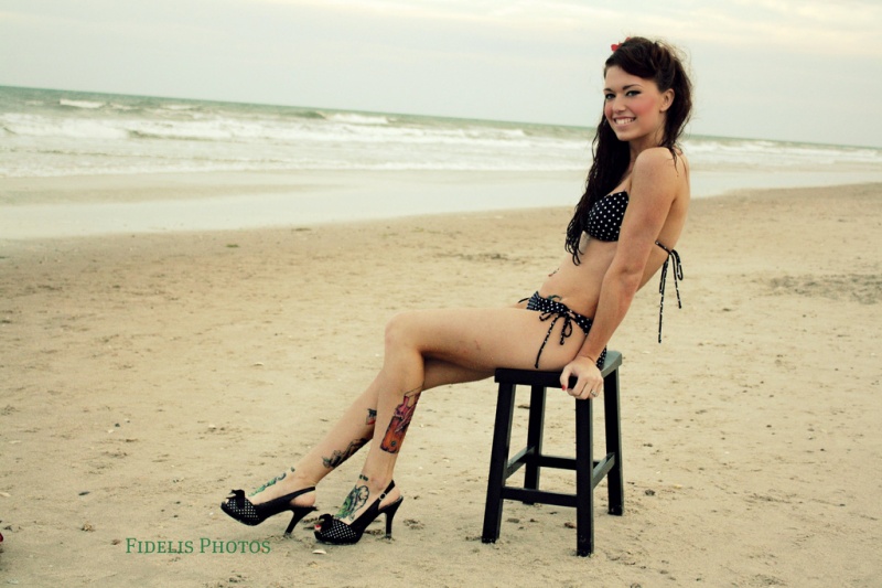 Female model photo shoot of Elizabeth Kutch in Onslow Beach Jacksonville, NC