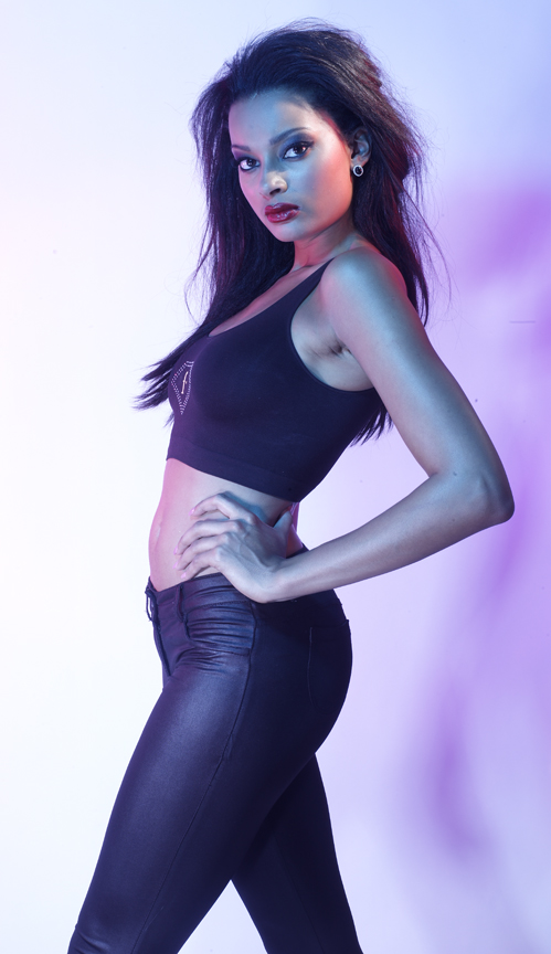 Female model photo shoot of Kelly-Jade