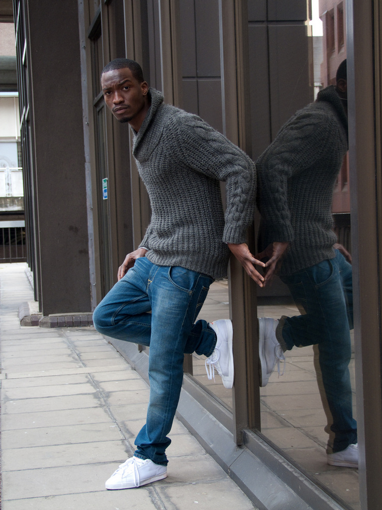 Male model photo shoot of ADE SWAGGZ